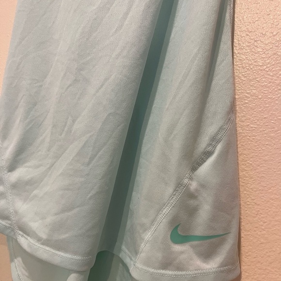 Nike Teal Fitted Tank Top - Picture 3 of 4